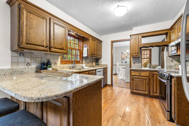 4094 Blueberry Lane, Eagan, MN 55123