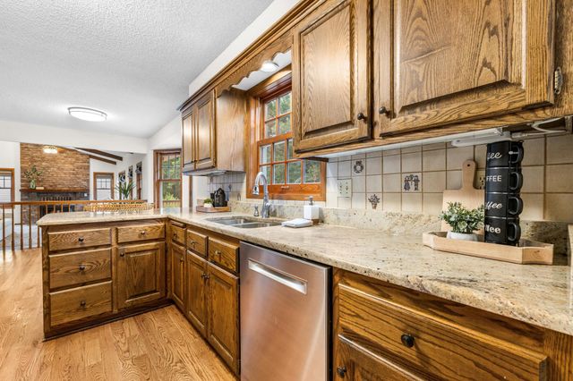 4094 Blueberry Lane, Eagan, MN 55123