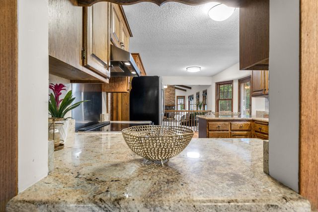 4094 Blueberry Lane, Eagan, MN 55123