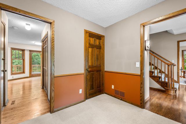 4094 Blueberry Lane, Eagan, MN 55123