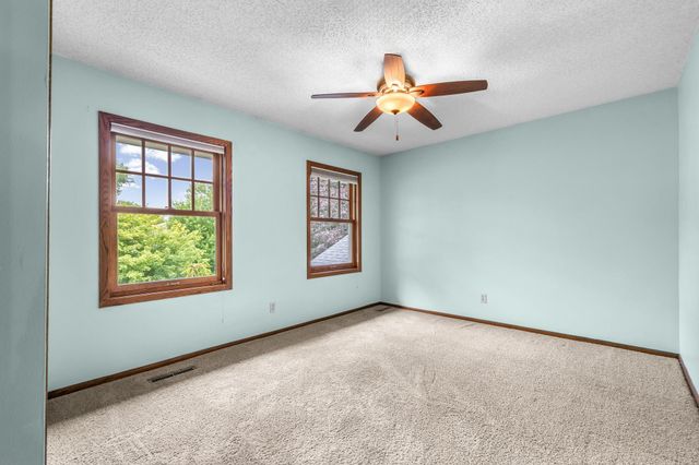 4094 Blueberry Lane, Eagan, MN 55123