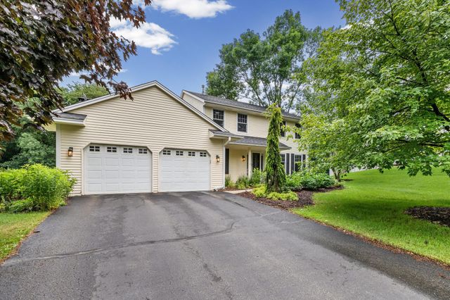 4094 Blueberry Lane, Eagan, MN 55123