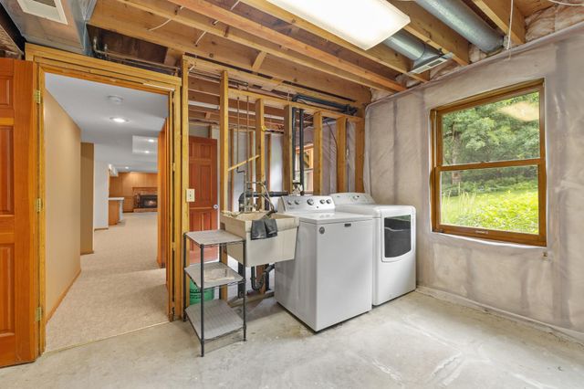 4094 Blueberry Lane, Eagan, MN 55123