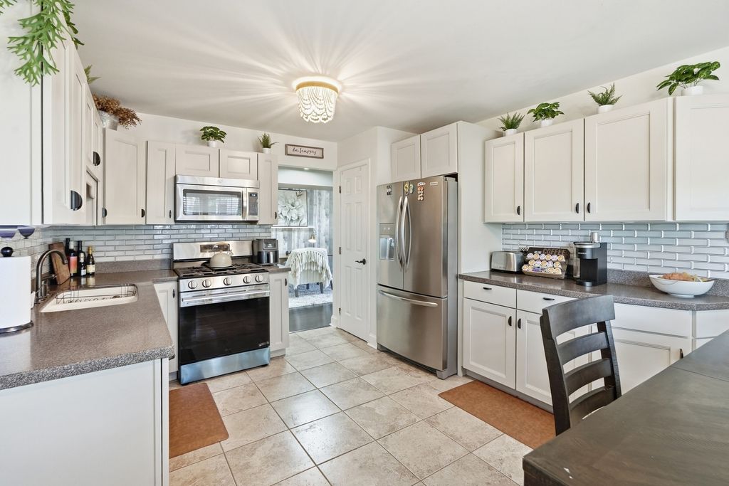 19879 Lakeview Way, Mokena, IL 60448 — photo 5