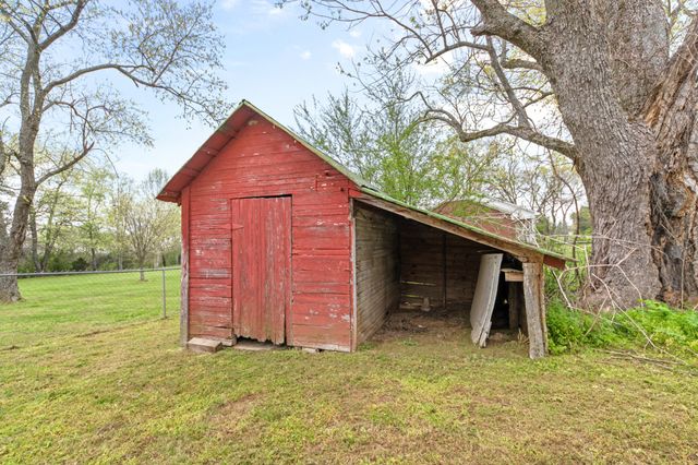 2346 Anes Station Rd, Lewisburg, TN 37091