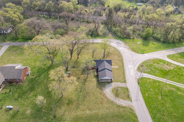 2346 Anes Station Rd, Lewisburg, TN 37091