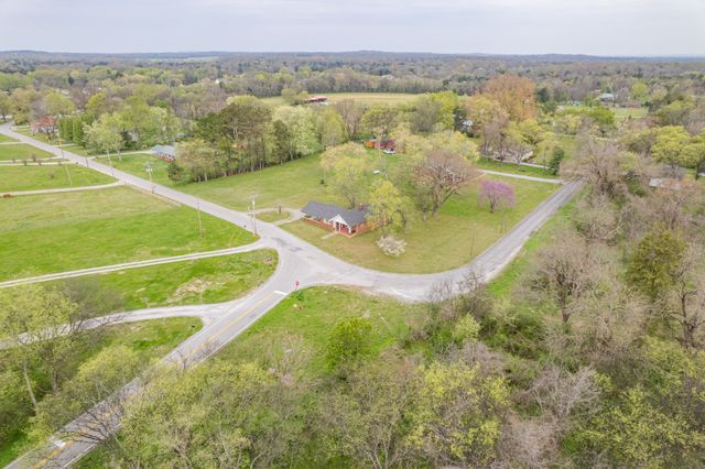 2346 Anes Station Rd, Lewisburg, TN 37091