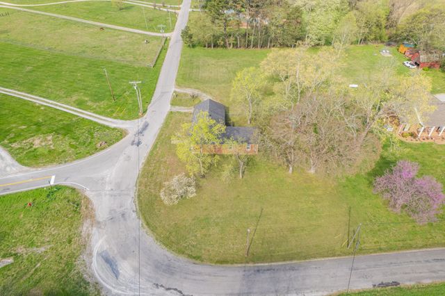 2346 Anes Station Rd, Lewisburg, TN 37091