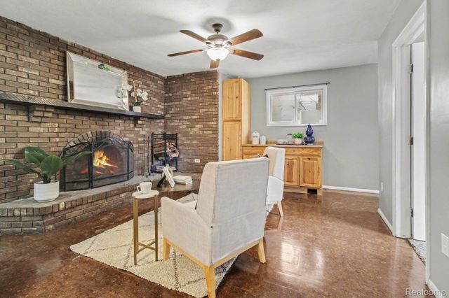 329 Wabash Street, Milan, MI 48160