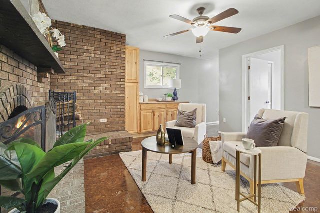 329 Wabash Street, Milan, MI 48160