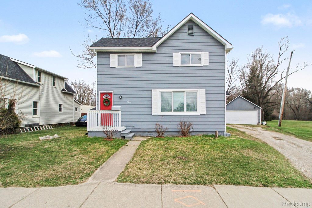 329 Wabash Street, Milan, MI 48160