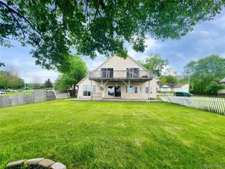 4390 Cass Elizabeth Road, Waterford Charter Township, MI 48328