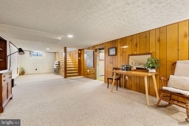 51 CHURCH RD, Edinburg, VA 22824