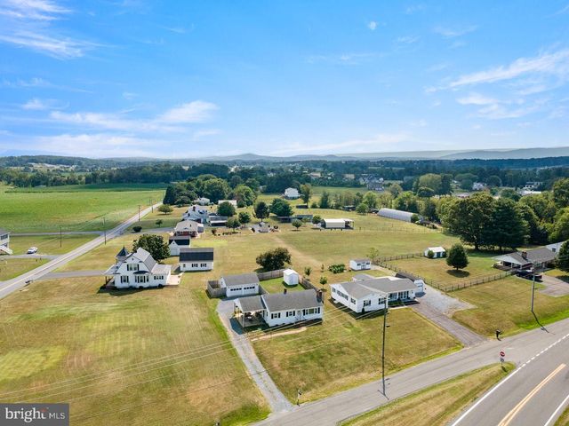 51 CHURCH RD, Edinburg, VA 22824