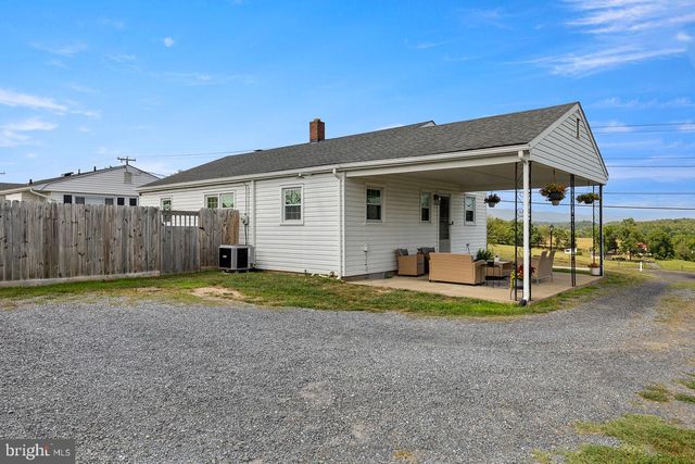 51 CHURCH RD, Edinburg, VA 22824