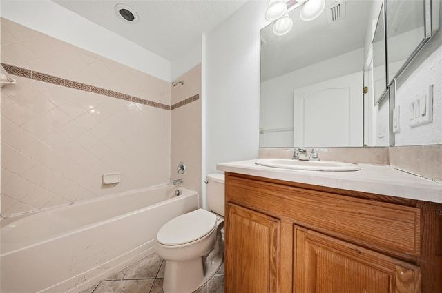 489 OAK LANDING BOULEVARD, Mulberry, FL 33860