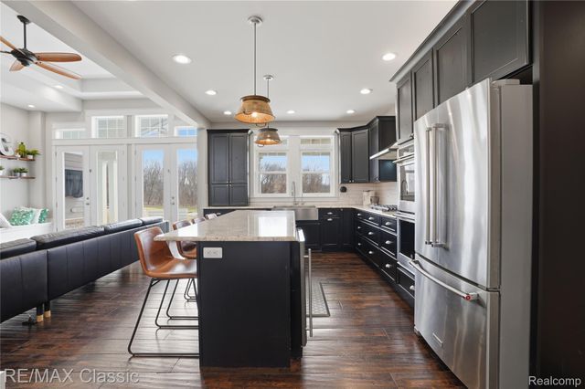 2901 Sleeth Road, Commerce Charter Township, MI 48382