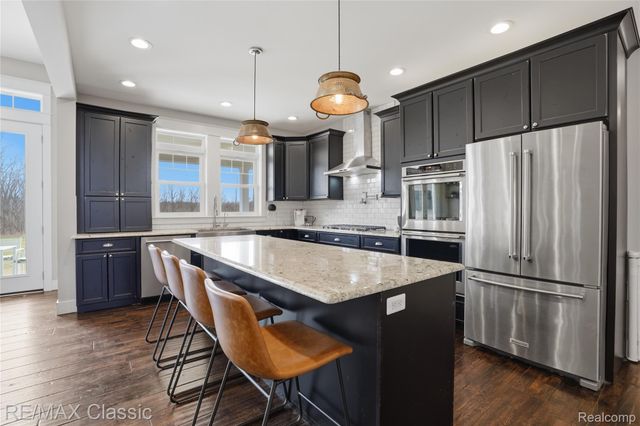 2901 Sleeth Road, Commerce Charter Township, MI 48382