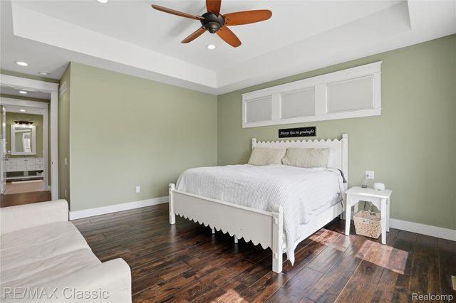 2901 Sleeth Road, Commerce Charter Township, MI 48382