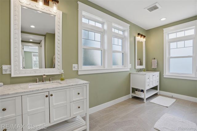 2901 Sleeth Road, Commerce Charter Township, MI 48382