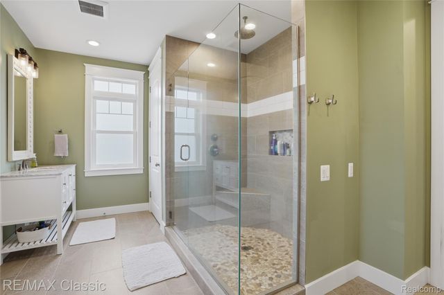 2901 Sleeth Road, Commerce Charter Township, MI 48382