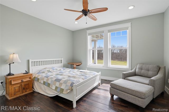 2901 Sleeth Road, Commerce Charter Township, MI 48382