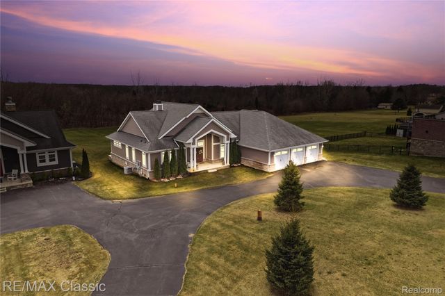 2901 Sleeth Road, Commerce Charter Township, MI 48382