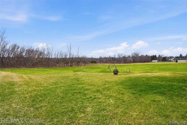 2901 Sleeth Road, Commerce Charter Township, MI 48382