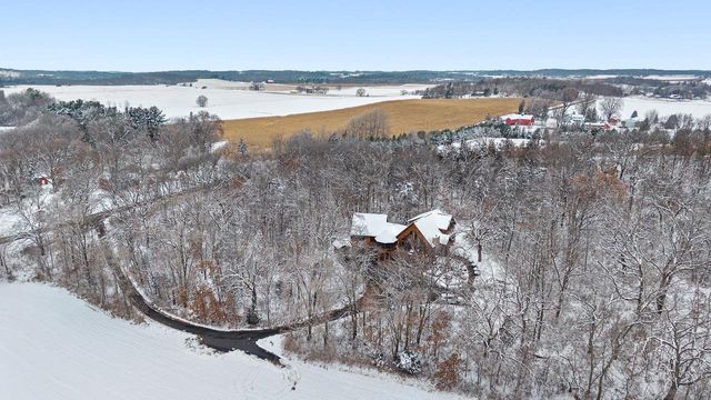 N8434 County Road O, Wisconsin Dells, WI 53965