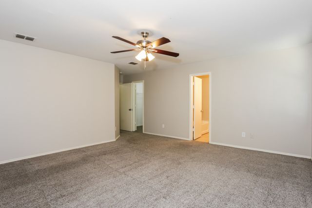 1413 Erin Drive, Burleson, TX 76028