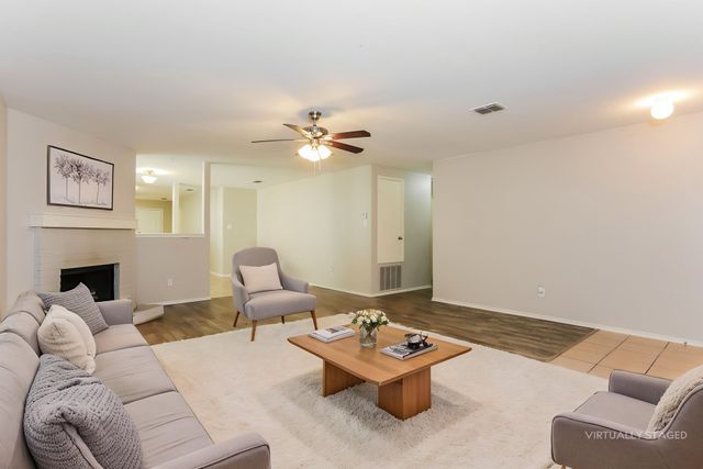 1413 Erin Drive, Burleson, TX 76028