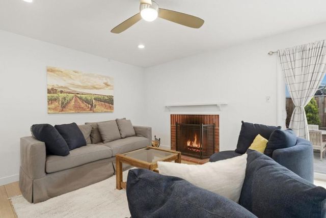1204 Mcfarlane Lane, Hayward, CA 94544