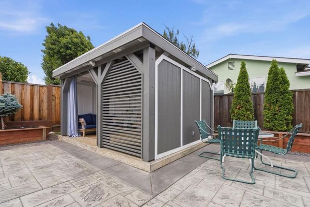 1204 Mcfarlane Lane, Hayward, CA 94544