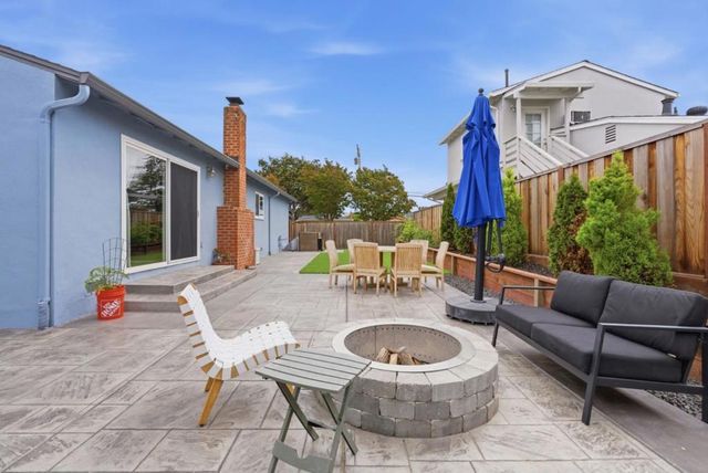 1204 Mcfarlane Lane, Hayward, CA 94544