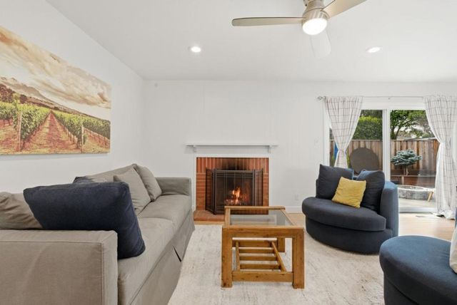 1204 Mcfarlane Lane, Hayward, CA 94544