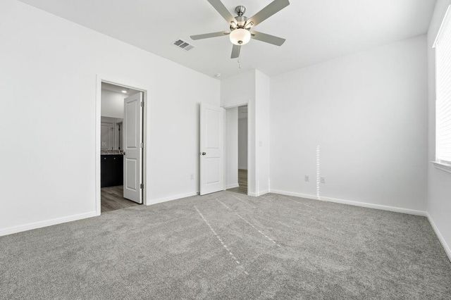 6000 Swedish Farms TER, Del Valle, TX 78617