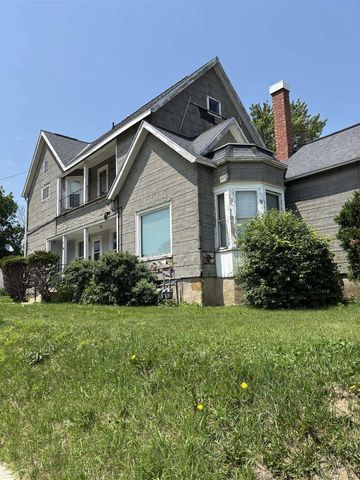 202 Erickson Street, Elroy, WI 53929