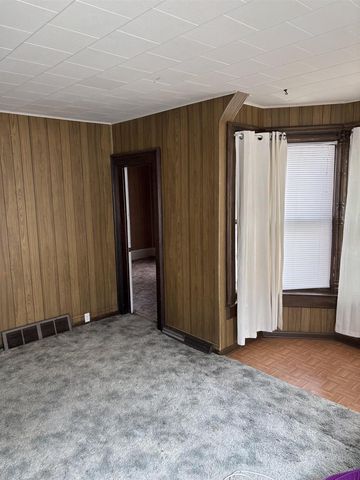 202 Erickson Street, Elroy, WI 53929