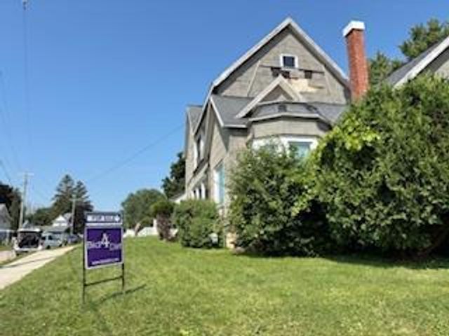 202 Erickson Street, Elroy, WI 53929