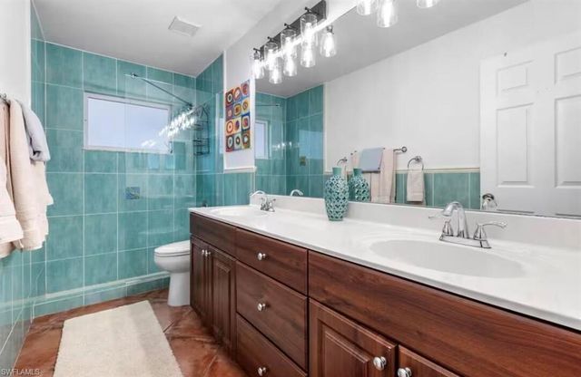 5701 Riverside DR, Cape Coral, FL 33904