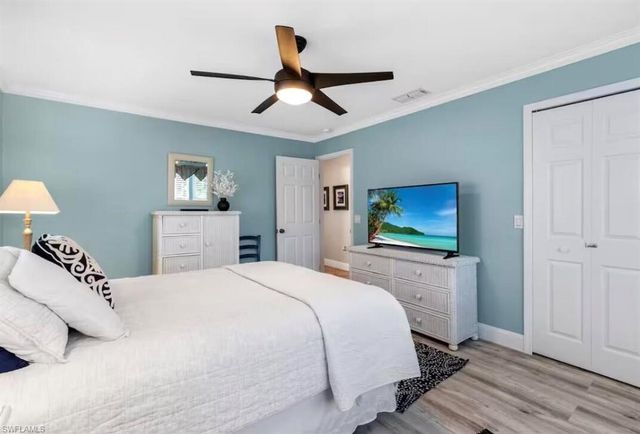 5701 Riverside DR, Cape Coral, FL 33904