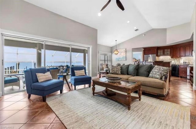 5701 Riverside DR, Cape Coral, FL 33904