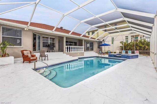 5701 Riverside DR, Cape Coral, FL 33904