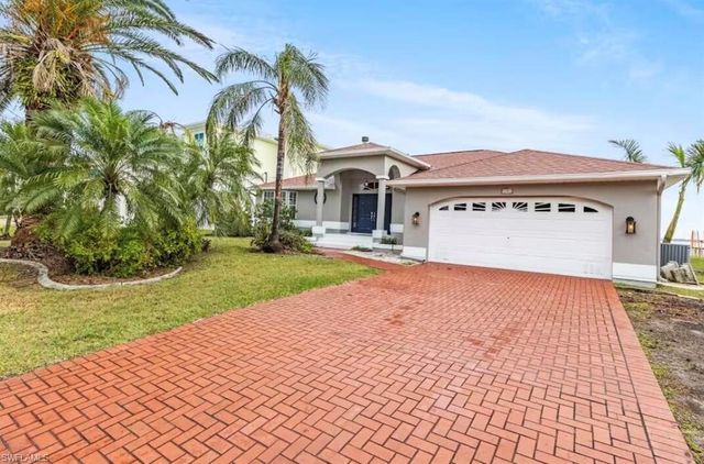 5701 Riverside DR, Cape Coral, FL 33904