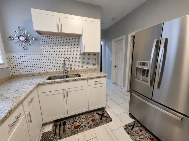5020 W OHIO Street, Chicago, IL 60644