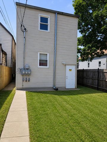 5020 W OHIO Street, Chicago, IL 60644