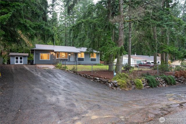 13674 Dolly Varden Lane NW, Bremerton, WA 98312