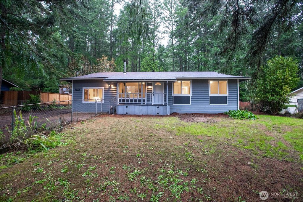 13674 Dolly Varden Lane NW, Bremerton, WA 98312