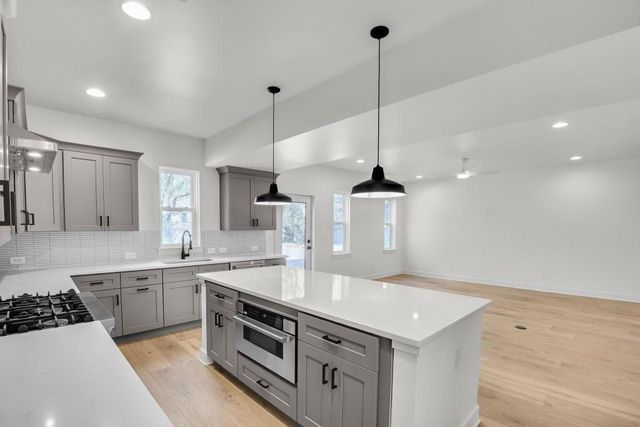 474 Maxwell Road, Roswell, GA 30075