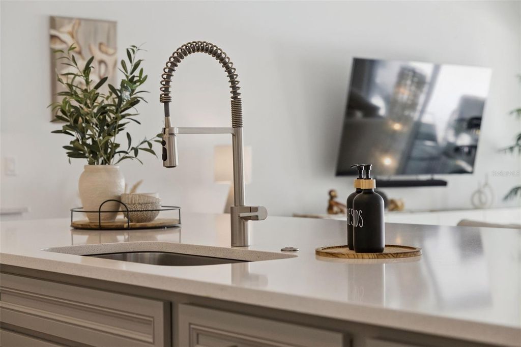 Image 18 of property listing at 15432 GILLIGAN COURT, Winter Garden, FL 34787